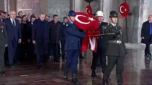 Türkiye Cumhuriyeti'nin kurucusu Gazi Mustafa Kemal Atatürk'ün vefatının 85. yılı, ülke genelinde ve KKTC ile dış temsilciliklerde düzenlenen tören ve etkinliklerle anıldı.