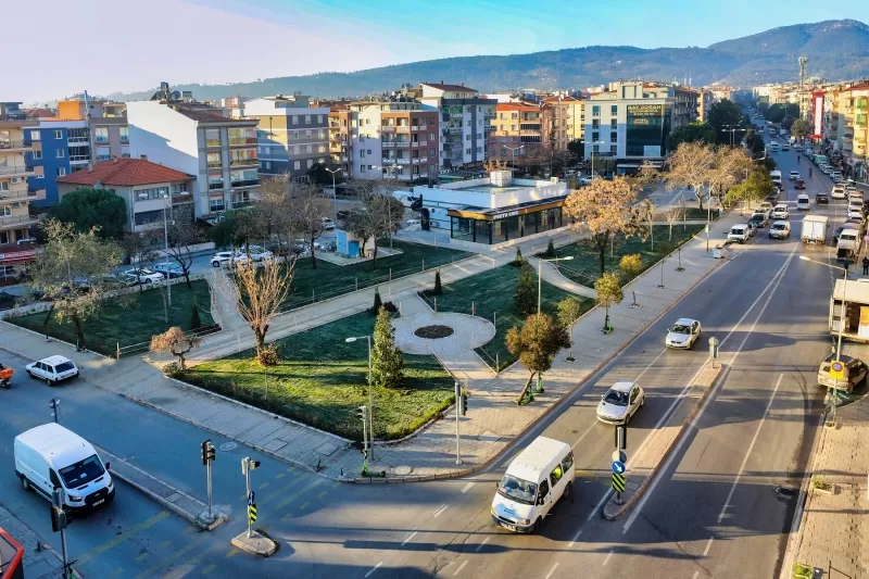 Gaziemir Belediye Başkanı Halil Arda, 4,5 Yılda Gerçekleştirdiği Projelerle Gaziemirlilere Kamusal Alanlar ve Adaletli Belediyecilik Sundu