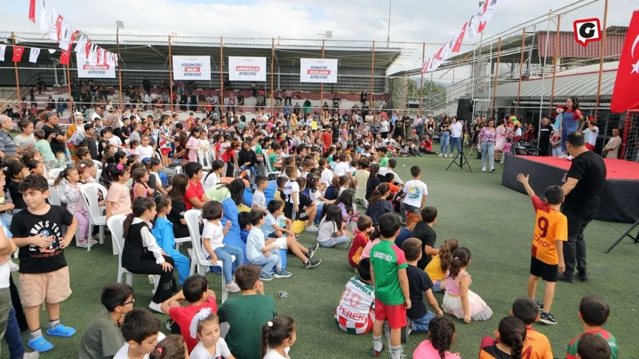 Bayraklı Belediyesi, Çocukları Gümüşpala'da Bilim ve Eğlenceyle Buluşturdu