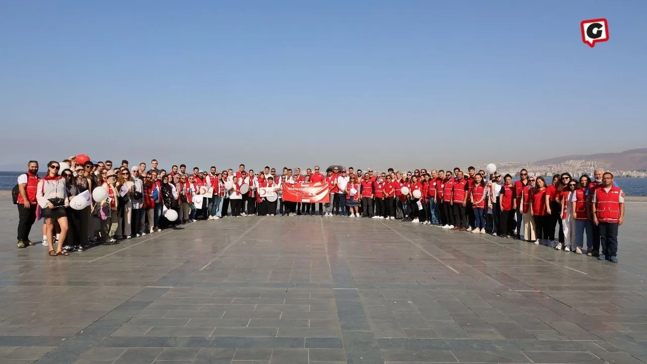 Dünya Yürüyüş Günü İzmir’de Coşkuyla Kutlandı: Kızılay'dan Sağlıklı Yaşama Davet