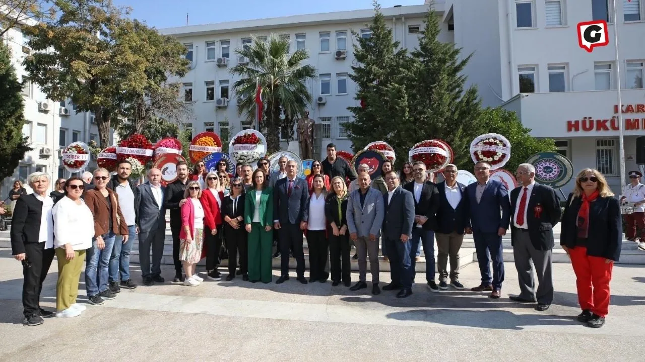 Karşıyaka’da Cumhuriyet Bayramı Coşkuyla Kutlandı: Törenler ve Bando Konserleri