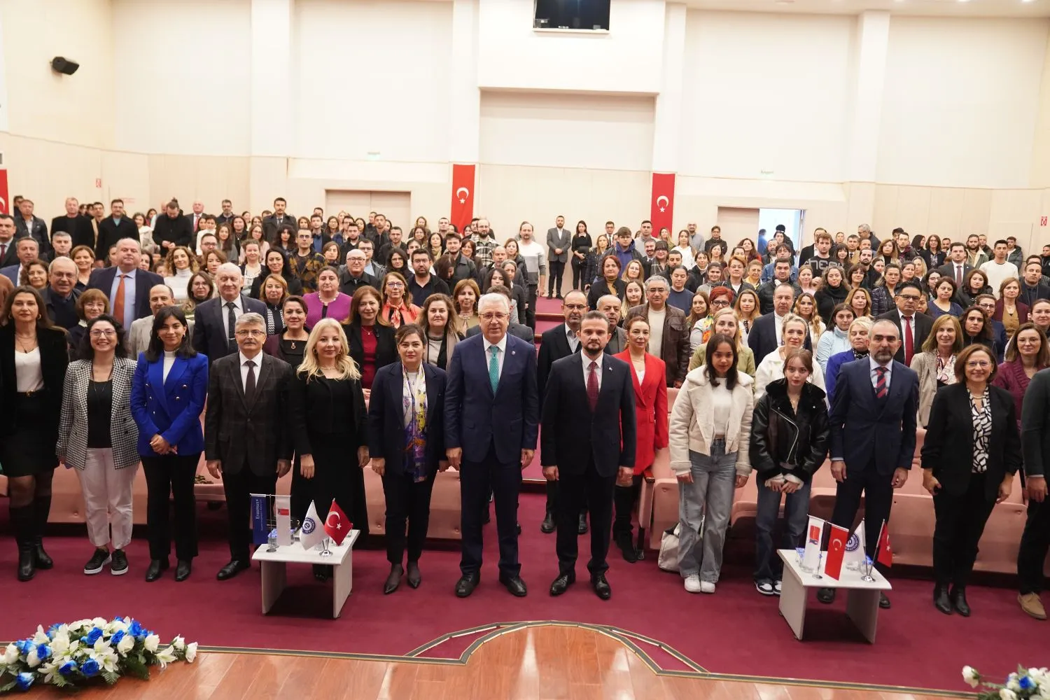 Ege Üniversitesi, Erasmus+ programı kapsamında elde ettiği başarılarla uluslararası alanda dikkat çekiyor. 