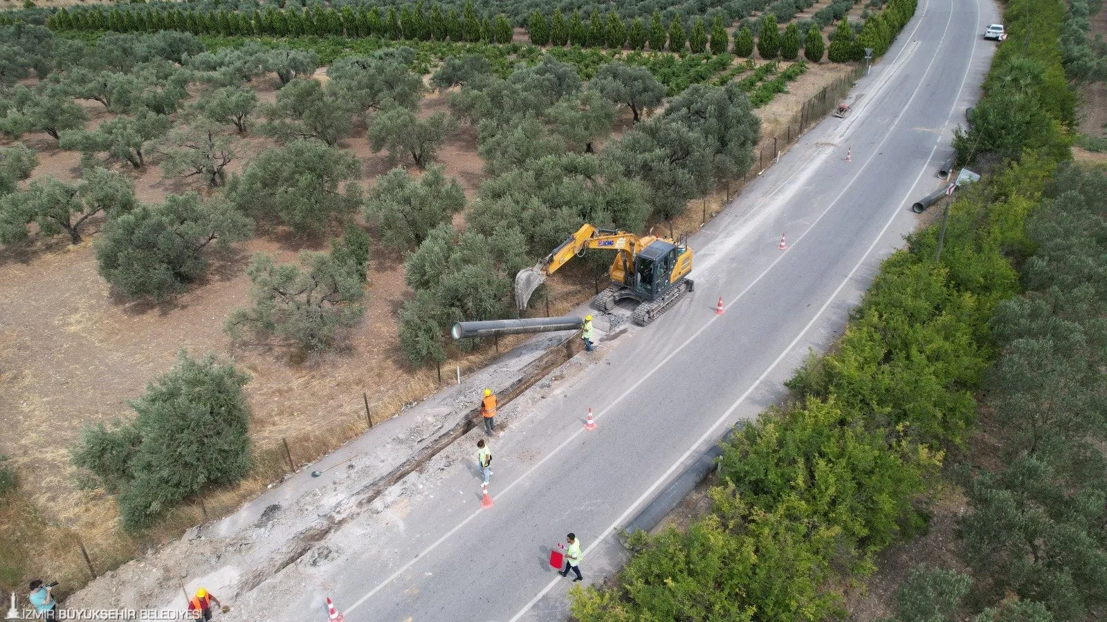 İzmir Büyükşehir Belediye Başkanı Dr. Cemil Tugay'ın göreve gelmesinin ardından İZSU Genel Müdürlüğü, kentin altyapı sorunlarına köklü çözümler üretmek için büyük bir adım attı. 