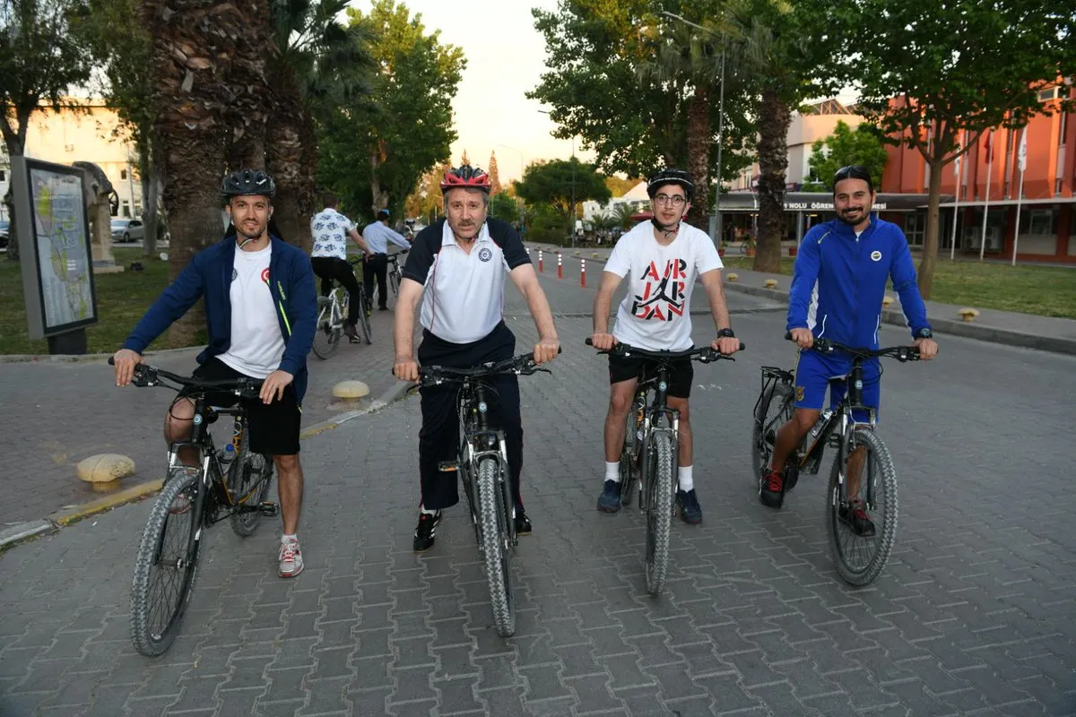 Ege Üniversitesi, "Greenmetric Dünya Yeşil Üniversiteler" sıralamasında büyük bir sıçrama yaparak Türkiye'de ilk 5'e girdi. 