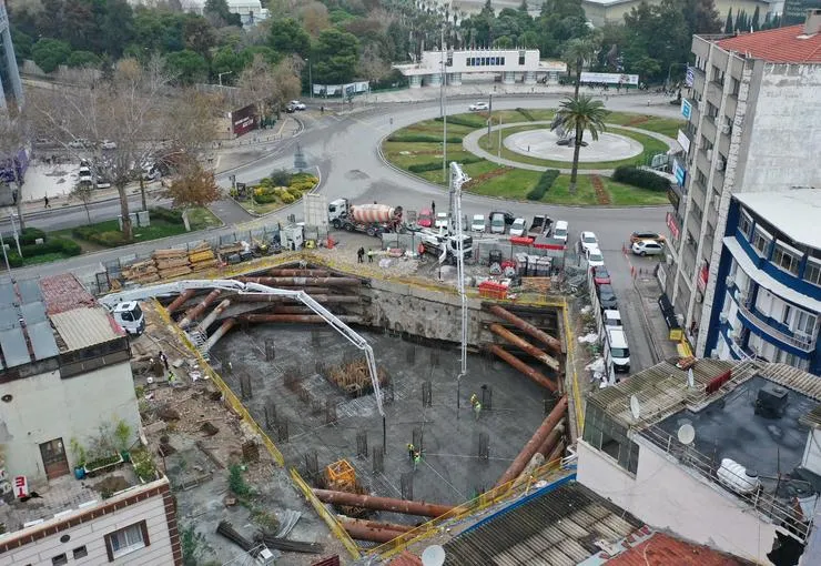 Konak’ın yeni hizmet binasında temel betonu atıldı