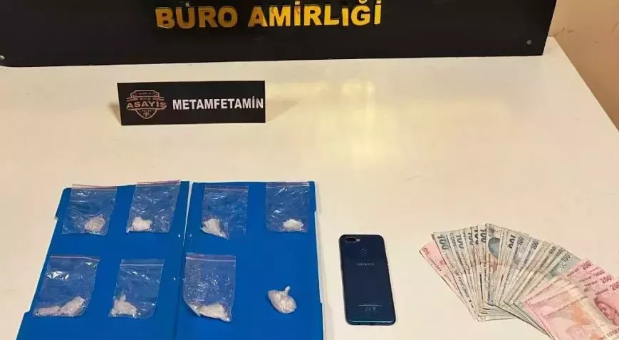 Taksici, torbacı çıktı