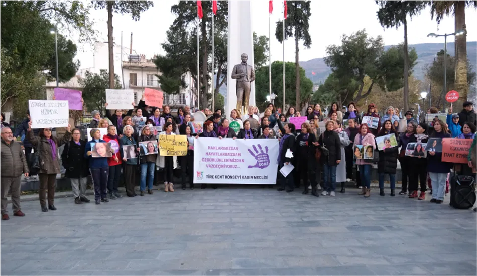 Tire'de düzenlenen büyük kadın yürüyüşüyle erkek şiddeti lanetlendi. Kadınlar, İstanbul Sözleşmesi'nin önemini vurgulayarak, şiddetsiz bir yaşam için mücadele etmeye devam edeceklerini belirtti.