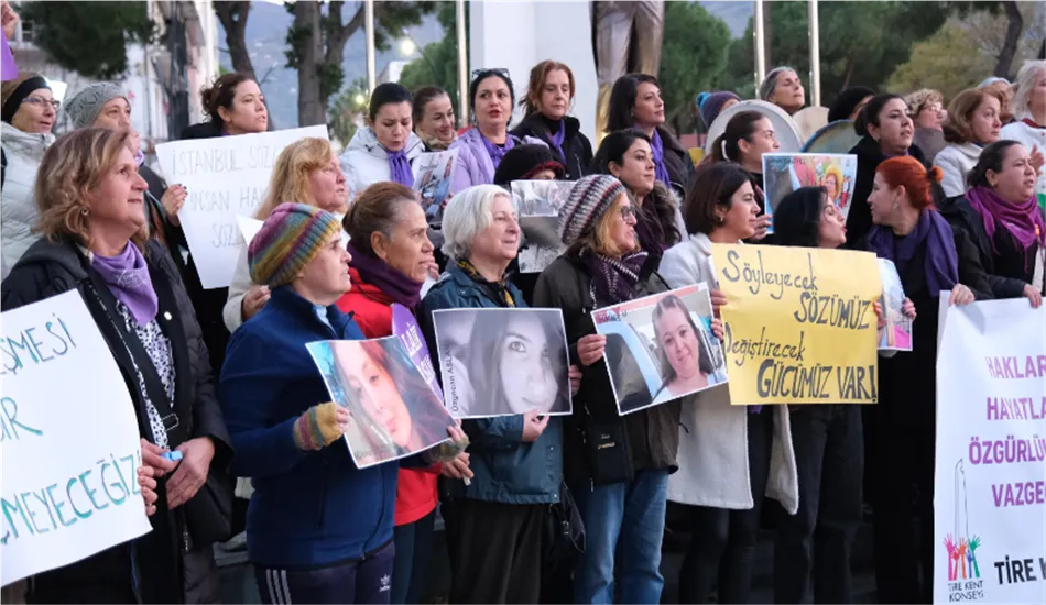 Tire'de düzenlenen büyük kadın yürüyüşüyle erkek şiddeti lanetlendi. Kadınlar, İstanbul Sözleşmesi'nin önemini vurgulayarak, şiddetsiz bir yaşam için mücadele etmeye devam edeceklerini belirtti.