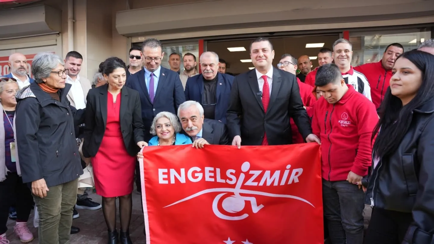 Torbalı Belediyesi'nin engellilere yönelik çalışmaları meyvesini verdi. Kent lokantası, erişilebilirliğiyle İzmir'de ilk kez Kırmızı Bayrak'a layık görüldü. 