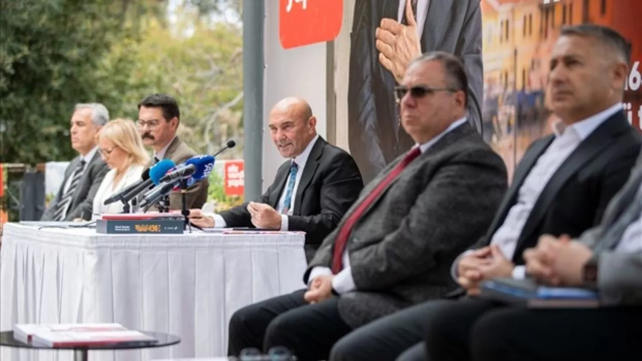 5 Yılın Ardından: Tunç Soyer İcraatlarını Anlattı, Eleştirilere Cevap Verdi