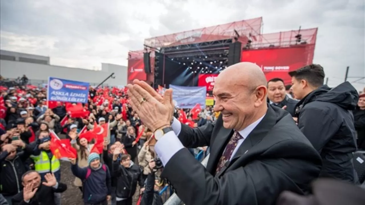 İzmir Demir Ağlarla Örülüyor: 3 Yeni Hat Hizmete Girdi, 3 Hat Yolda!