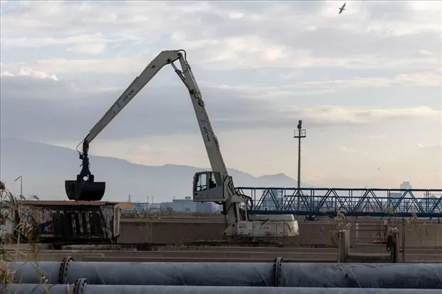 İzmir Büyükşehir Belediyesi İZSU Genel Müdürlüğü, İzmir Körfezi’nin temizlenmesi ve yeniden yüzülebilir hale gelmesi amacıyla önemli bir projeyi hayata geçiriyor. 