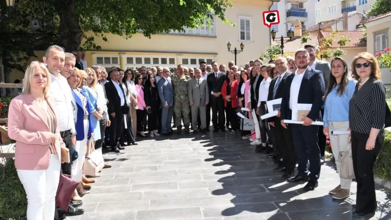 Bornova'da Muhtarlar, Belediye ve Kamu Kurumları Güç Birliği İçin Buluştu!