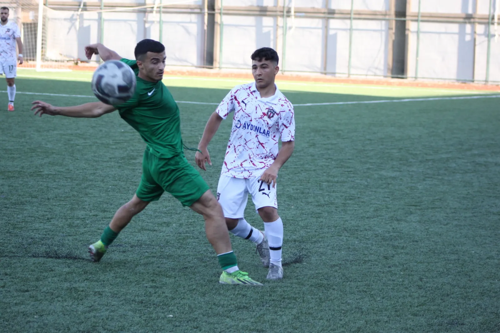 Bornova Belediyespor, İzmir Bülent Toprak Çelik 1. Amatör Lig Play-Off C Grubu'nda Karabağlar Yeşilyurt FK'yı 5-0 mağlup ederek Süper Amatör Lig'e yükselmeyi başardı.