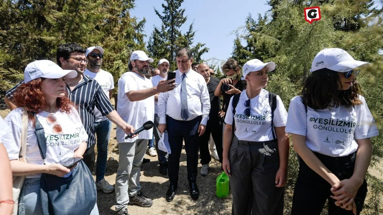 İzmir'de Yangın Yaralarını Sarmak İçin Büyük Seferberlik