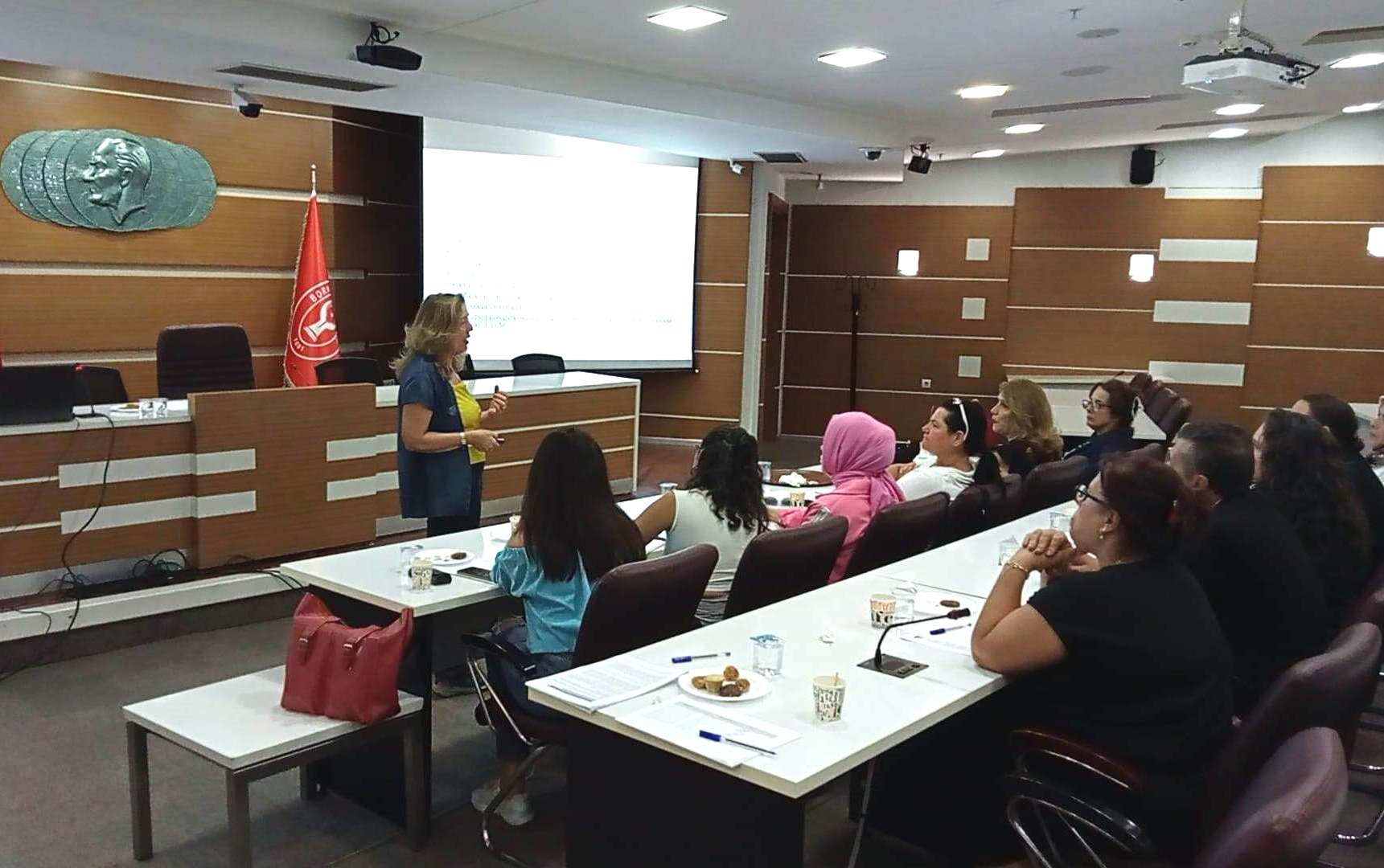 Bornova'da kadın muhtarlar, iklim değişikliğinin etkilerini azaltmak için önemli bir role sahip olacak.